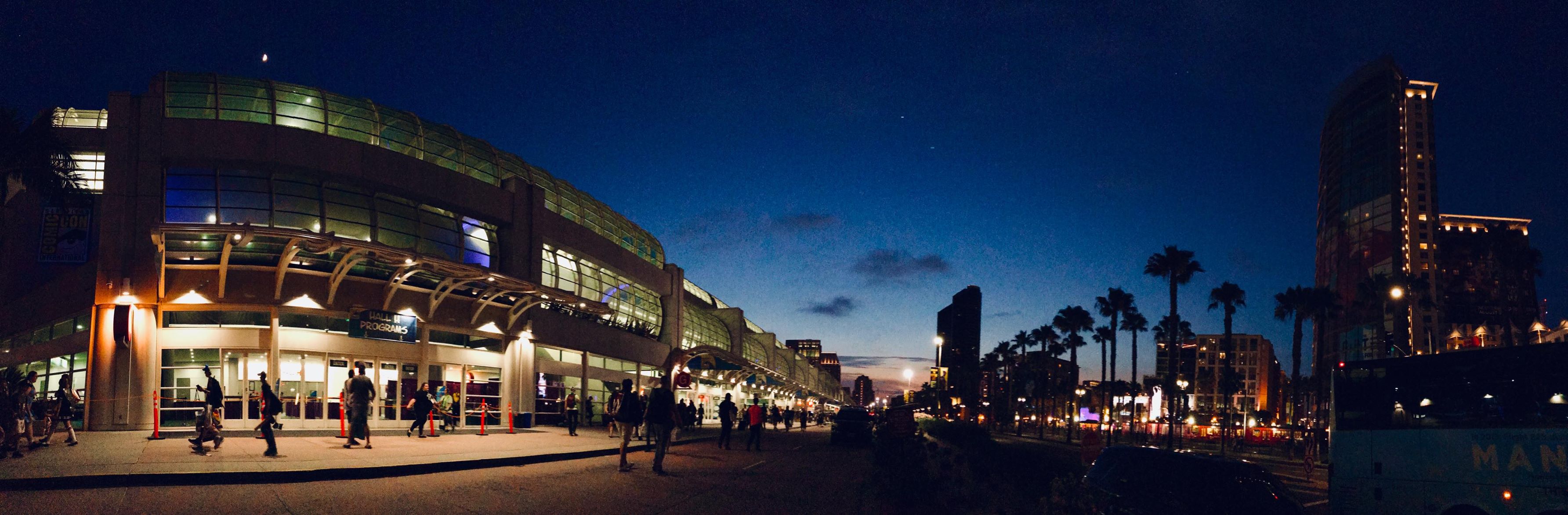 San Diego Comic-Con (Outside Convention)